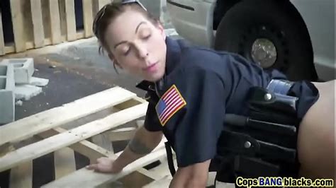 two female cops fuck a black dude as his punishement xvideos
