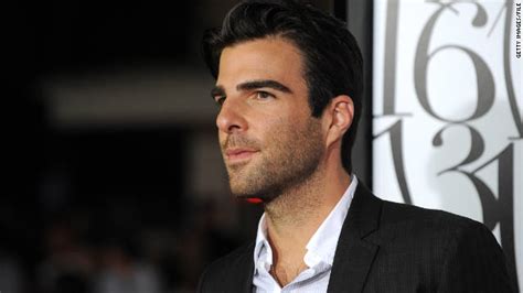 actor zachary quinto comes out in honor of bullied teen