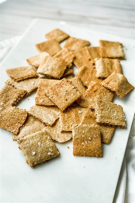 homemade crackers  healthy oat cracker recipe  daily