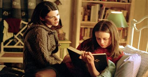 gilmore girls 10 things from the pilot that would never