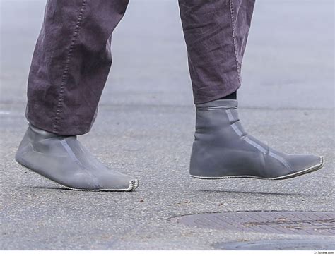 kanye wests  shoes   sole ful tmzcom