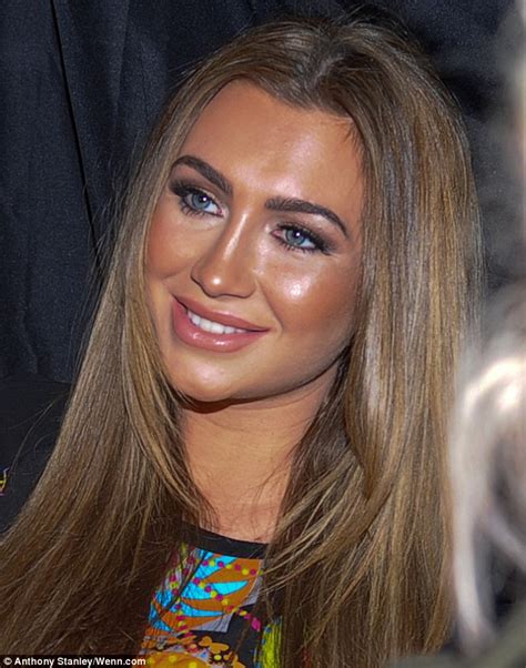 Lauren Goodger Goes Make Up Free For Yet Another Pouty Selfie Before