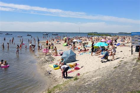 strand eiland harderwijk  kids veluwe