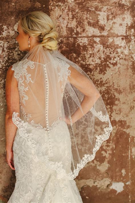 Alisha Jemelian How To Wear A Wedding Veil With A Low Updo So You Are