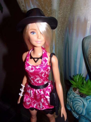 Ooak Blonde Barbie Fashionista 84 Happy Hipster Doll Remix Outfit Amp