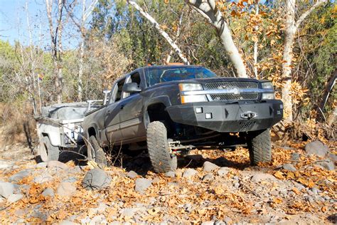 durable duramax  chevy hd   road trailer built  adventure