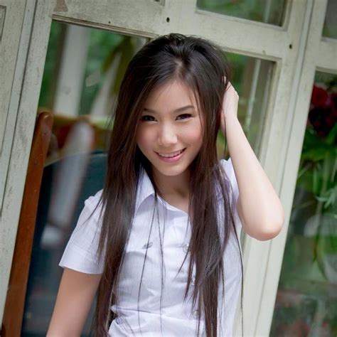 Thai Girls On Twitter タイのピッティ タイ 女子大生 素人 パッツン モデル