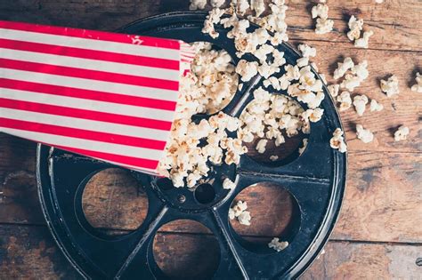 Movie Theaters Used To Ban Popcorn Seriously —but Heres Why We Can