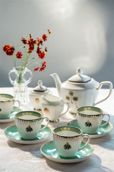 set   indus tea set
