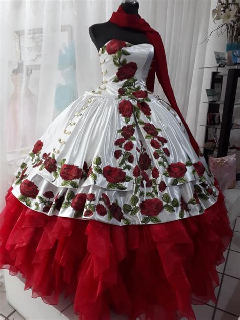 Elle Atelier Vestido De Xv Años Mexicano En Rojo Y