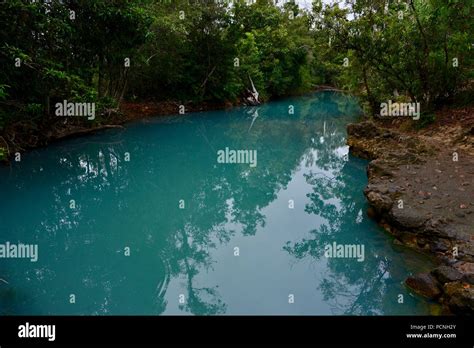 cardwell spa pool  res stock photography  images alamy