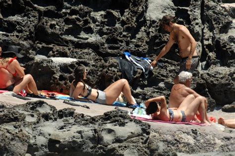 Hot Keira Knightley Topless Paparazzi Photos From Italy