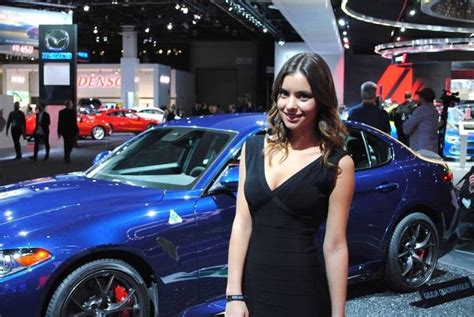 Top 15 Hottest Car Show Models – Autowise
