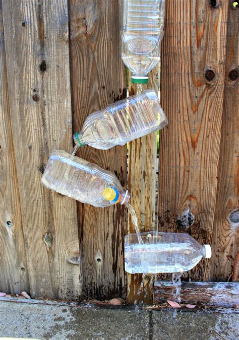 ways  repurpose plastic bottles  cute home  garden accessories