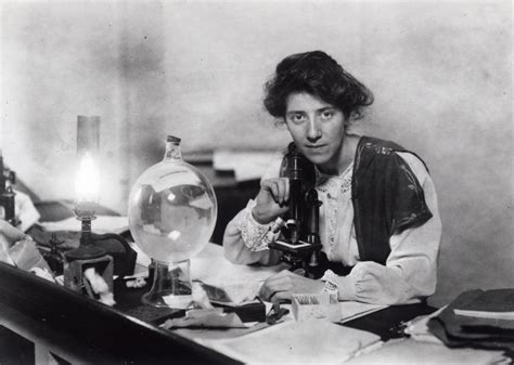 the 1918 book by marie stopes that launched the birth control movement