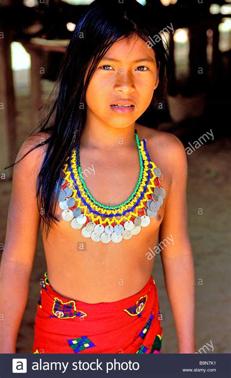 amazon tribe girls bathing
