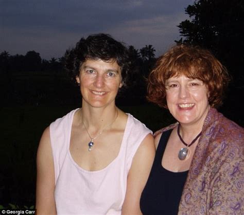 Lesbian Couple To Marry 44 Years After Falling In Love Daily Mail Online
