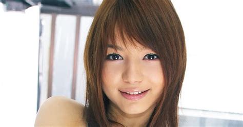 japanese av star tina yuzuki shows her body xxx porn s
