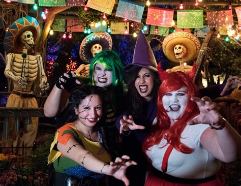 Heres Your Guide To All The Halloween Haunts And Events In Southern