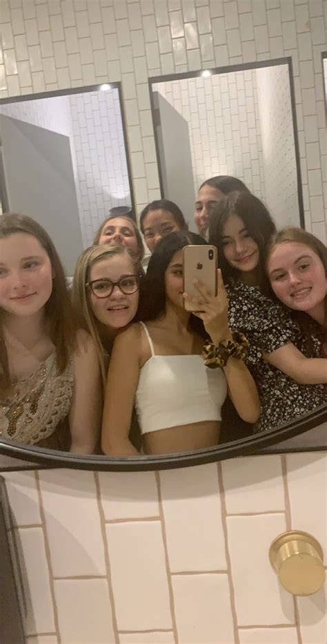 pin by charli 🦋 on me and mah friends in 2020 selfie mirror selfie