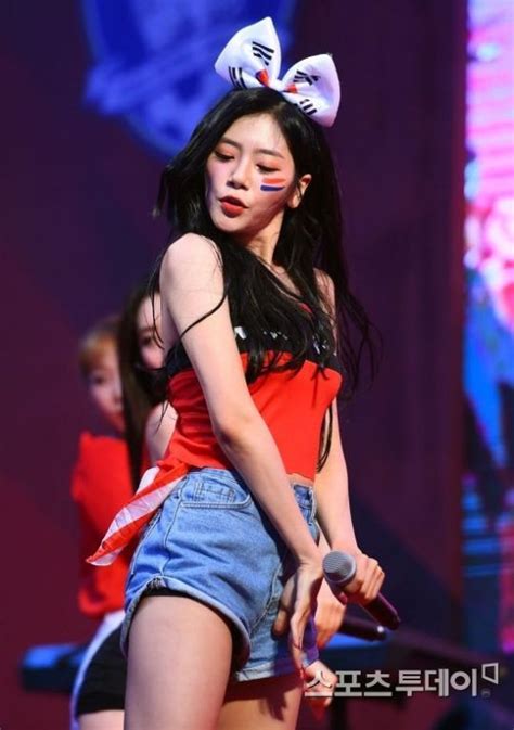 Who Has The Most Sex Appeal In Dreamcatcher Allkpop Forums