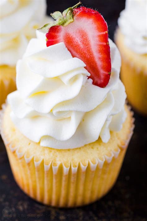 this fluffy whipped cream and cream cheese frosting is the perfect