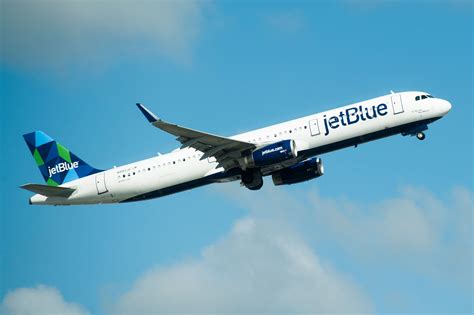 jetblue plans  flights  europe   long range airbus jets