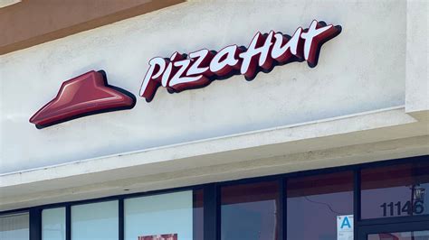 pizza hut locations  closing  giant franchisee  bankrupt ktla