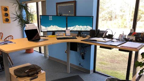 office furniture  benefits  standing desks uplift desk