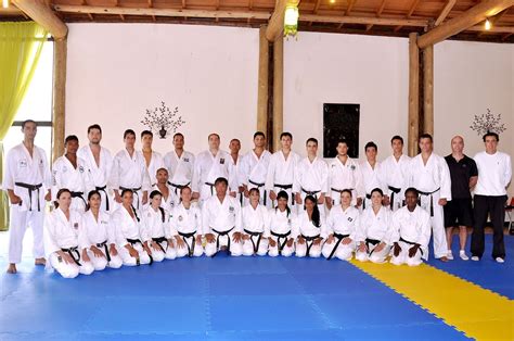 Academia MeikyÔ KaratÊ DÔ Tradicional Novembro 2010