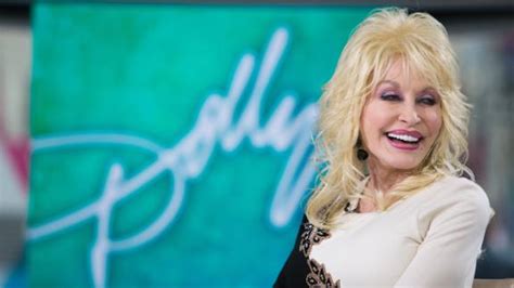 dolly parton refuses to ride dollywood rides because it will mess up