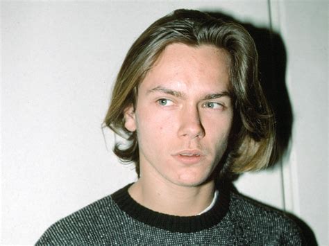 Samantha Mathis Speaks About River Phoenix Death For First