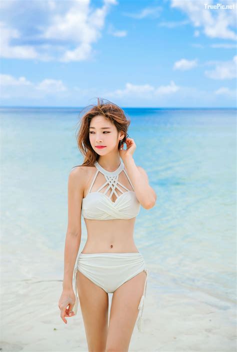 park jung yoon sexy with bikini in summer collection 2018 3