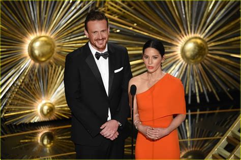 Jason Segel Arrives At Oscars 2016 With Girlfriend Alexis Mixter Photo