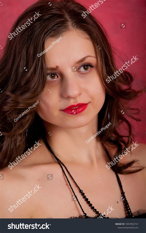 Sexy Girl Black Dress Standing Photo Foto Stok 1007853721 Shutterstock