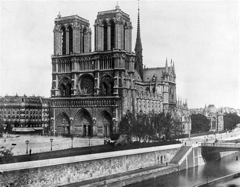 facts  figures  notre dame cathedral ap news