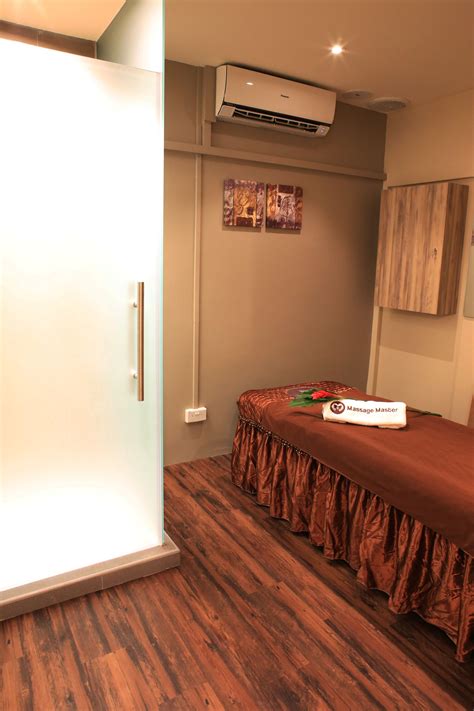cheap massage parlours  singapore  clean