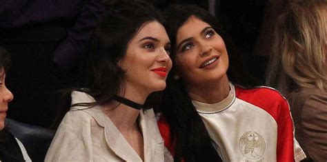 Kylie Kendall And Khloe Prank Tourists In Wild Makeup And Wigs Watch