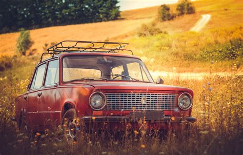 5000x3194 px car lada nature red vintage high quality