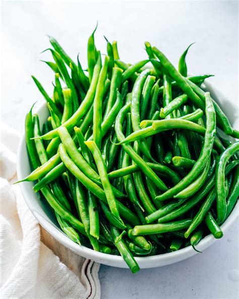 blanch green beans  couple cooks