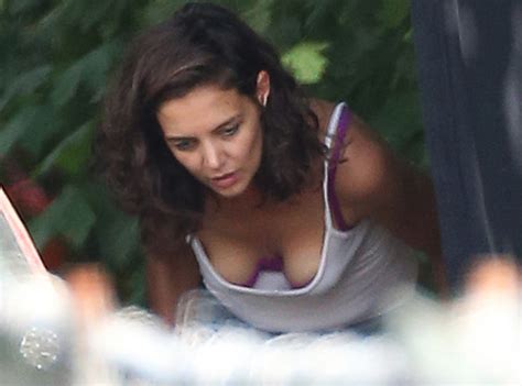 rs 560x415 150821145302 600 katie holmes boobs ls 82115 copy front page celebrities