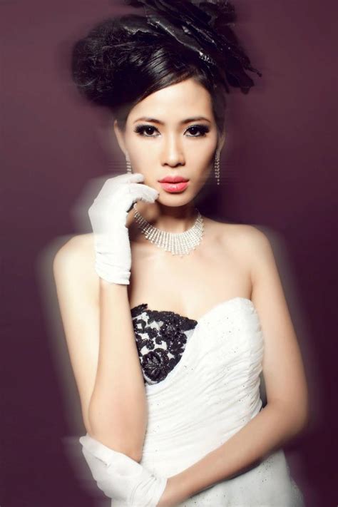 Indonesian Models Photo