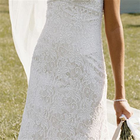 different types of bridal lace used for wedding dresses