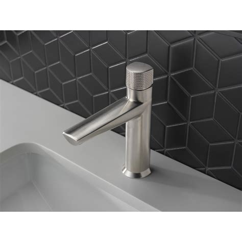 single handle bathroom faucet  ss pr mpu dst delta faucet