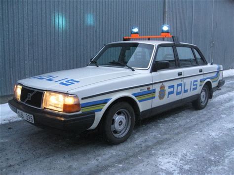 swedish policecar volvo 244 1980 90 volvo volvo klassiska bilar och gamla bilar