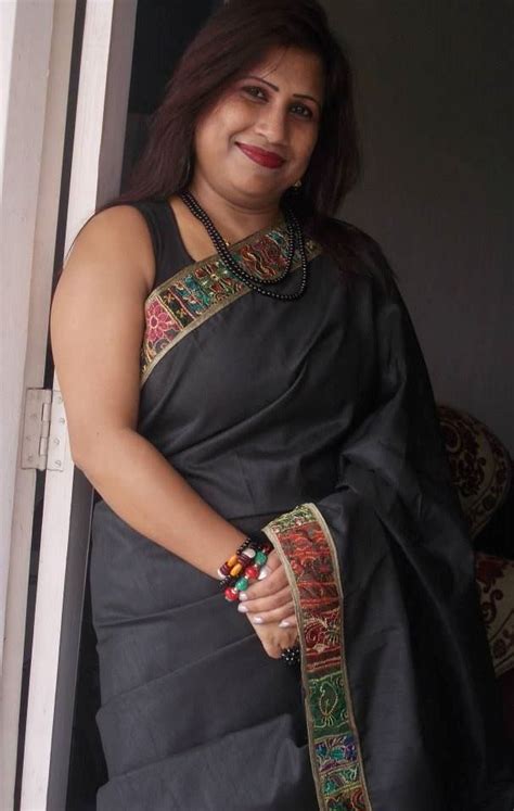 pin by jhon walter on indian aunties in 2019 fashion saree desi bhabi