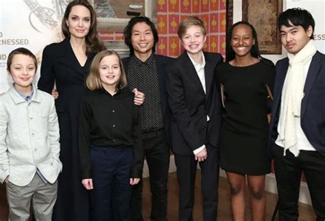 Angelina Jolie E I Suoi 6 Figli Mai Visti Tutti Insieme Radio 105