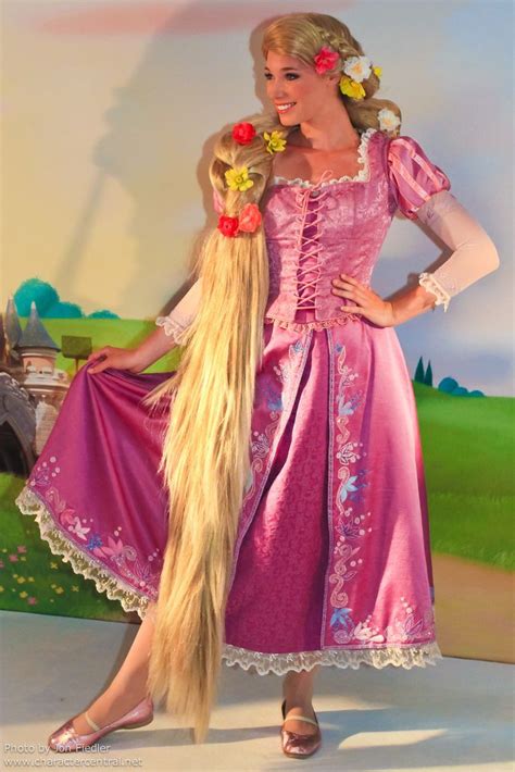 Rapunzel In Disneyland Paris Rapunzel Face Character