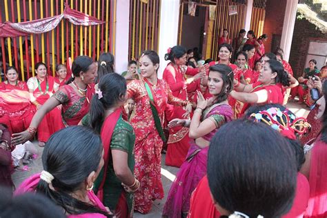 Teej A Joyous Festival Of Hindu Nepali Women Nepal Sanctuary Treks