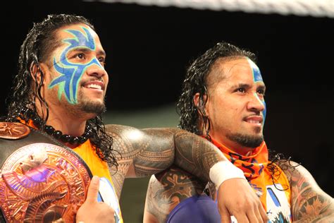 jey uso   action   months fans rush  ring  smackdown video crazymaxorg